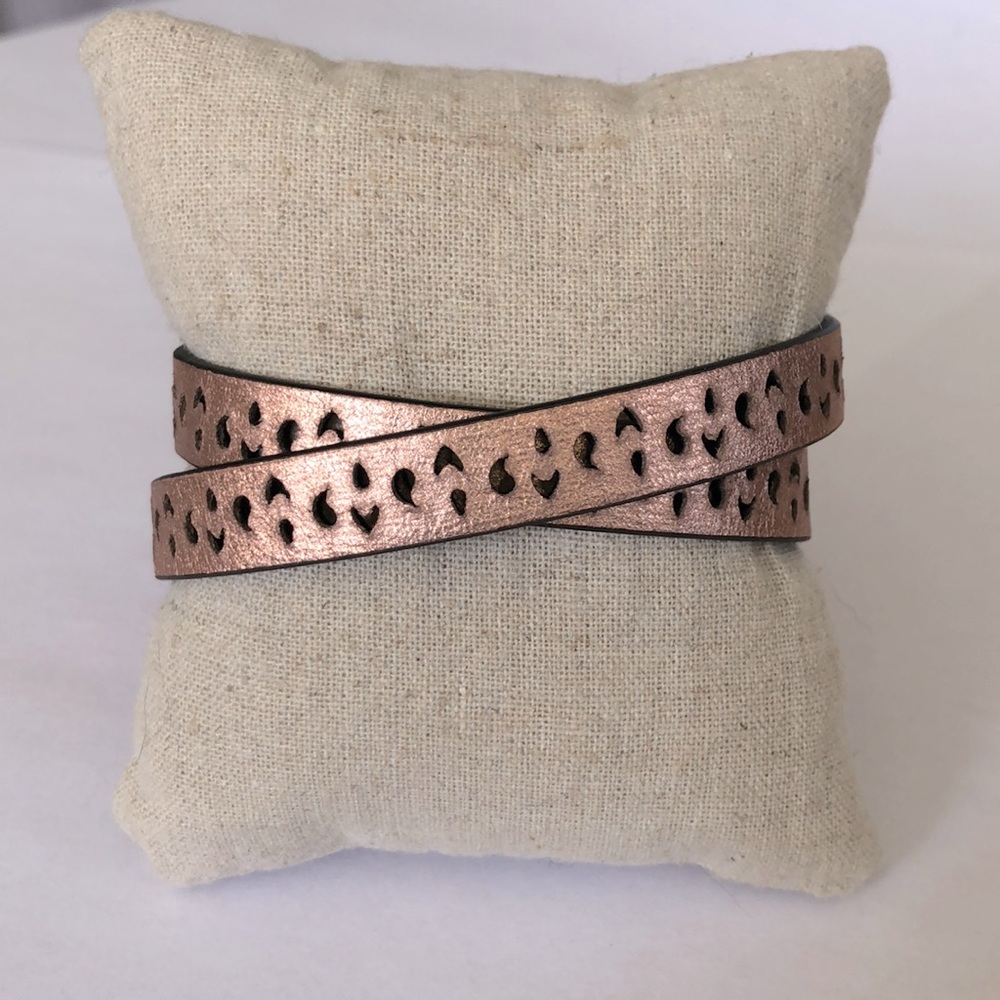 Stella & Dot Juliana reversible wrap bracelet